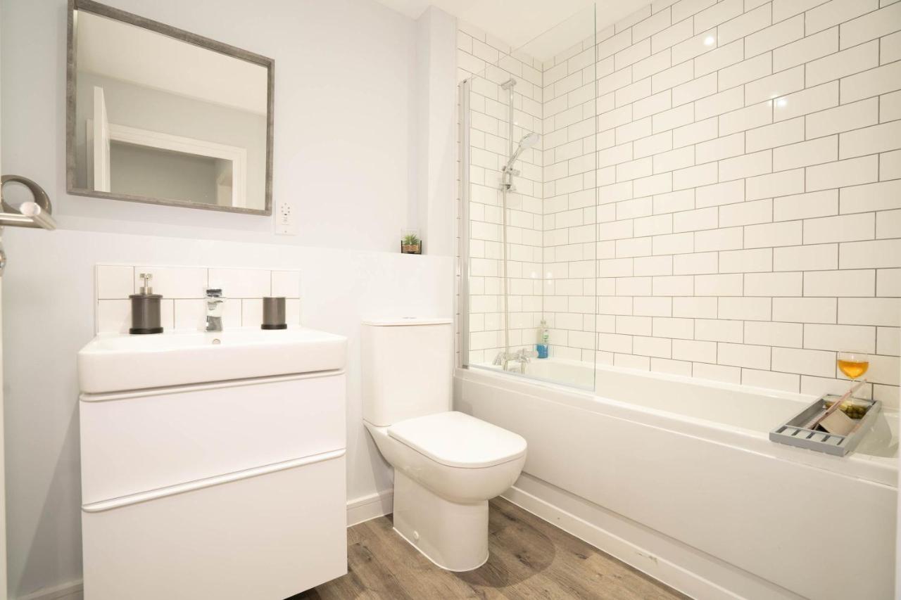 Deluxe Stay - Skyline Vistas & Top Amenities Birmingham Bagian luar foto