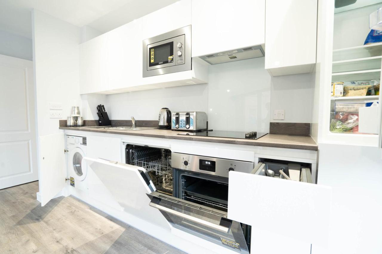 Deluxe Stay - Skyline Vistas & Top Amenities Birmingham Bagian luar foto