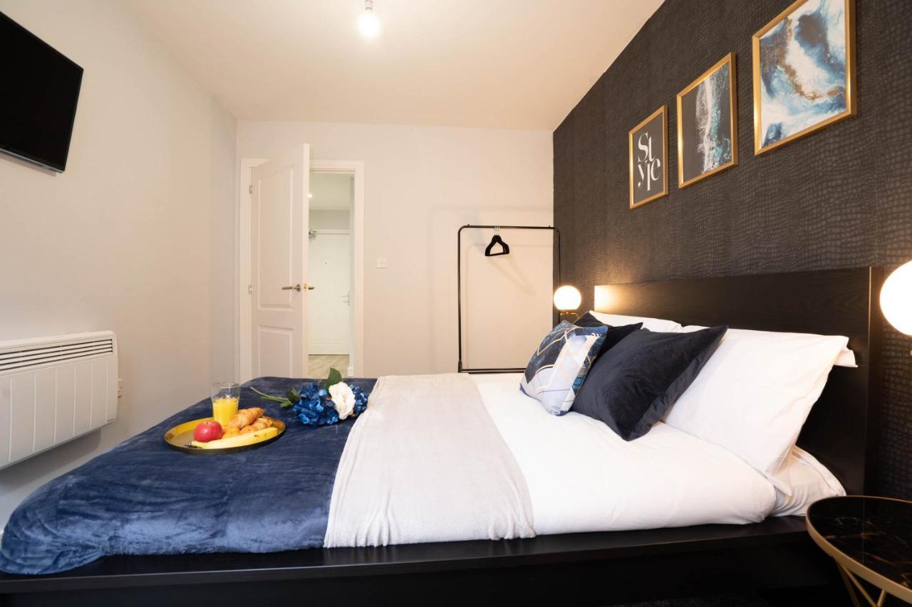 Deluxe Stay - Skyline Vistas & Top Amenities Birmingham Bagian luar foto